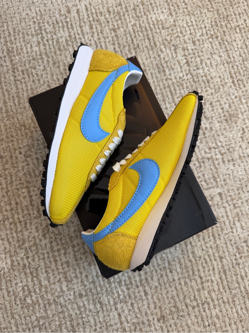 Nike W LD-1000 Retro Runner - Yellow with Blue Swoosh